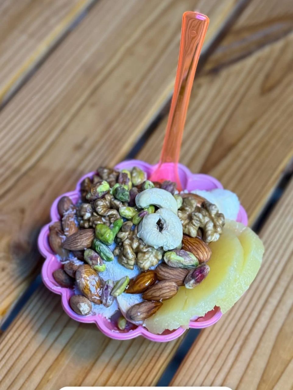 گالری آبمیوه چی