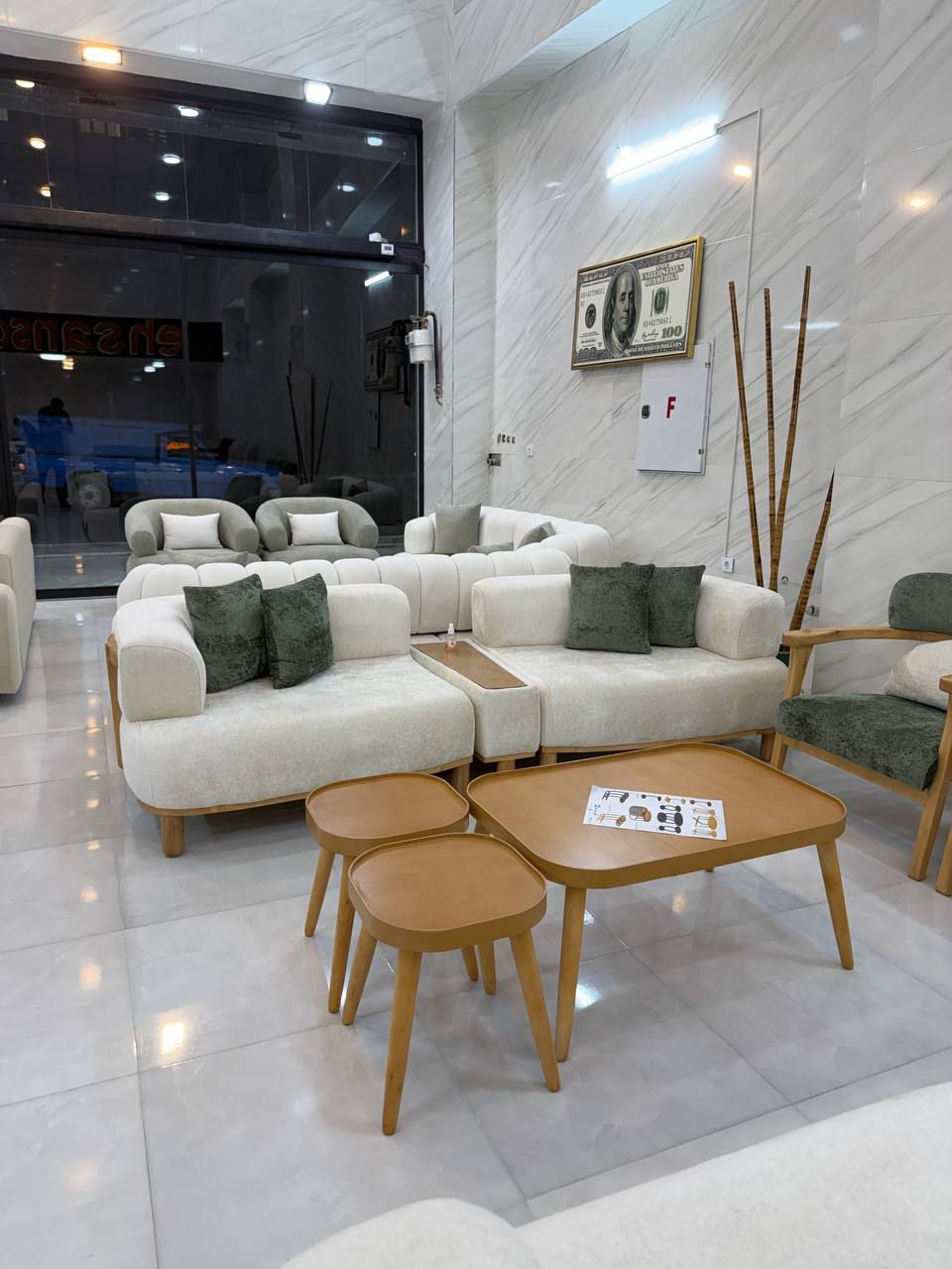 مبل چستر پاف