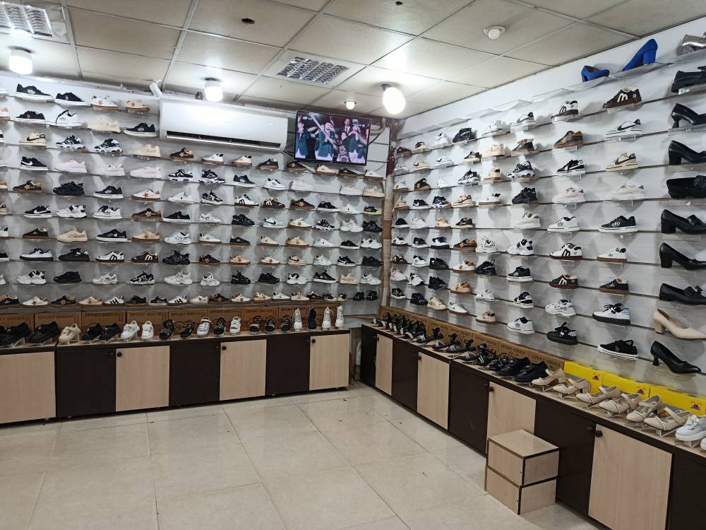 گالری کفش پاپیون