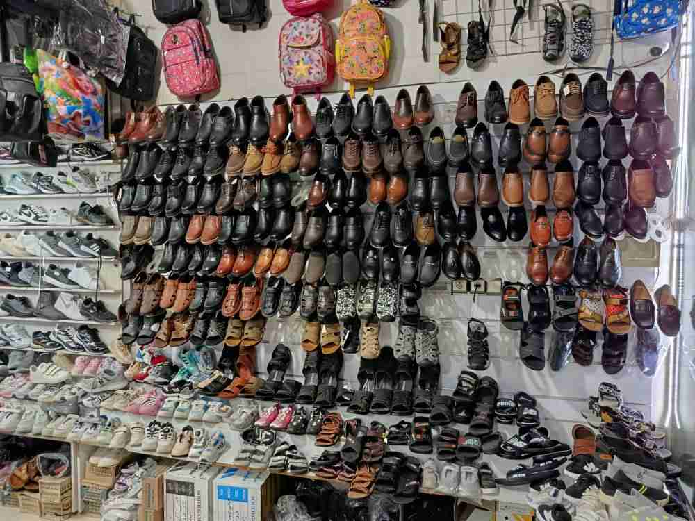 گالری کیف و کفش حیدر لو