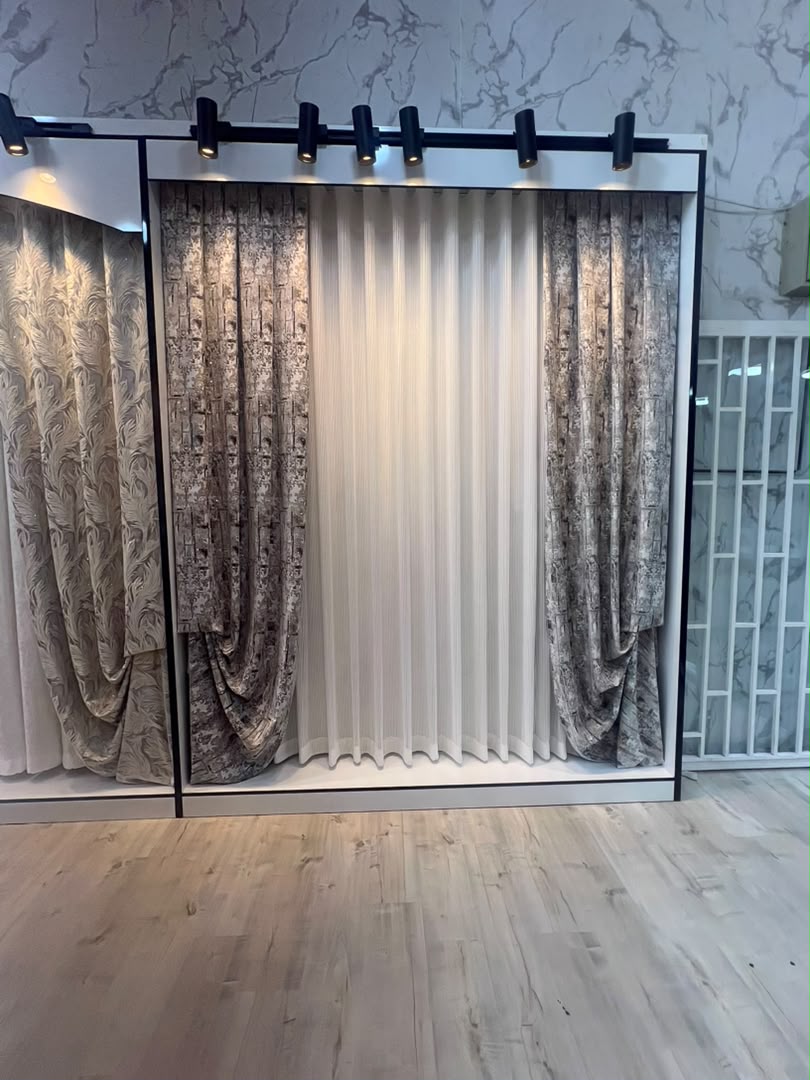 گالری پرده سرای ماهلین