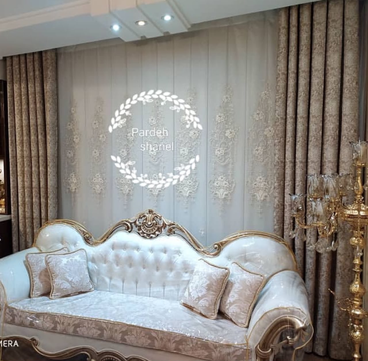 گالری گالری پرده شانل (طرح ،دوخت ،اجرا ،انواع کاغذ دیواری )