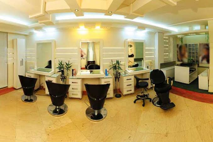 گالری سالن زیبایی مریناز