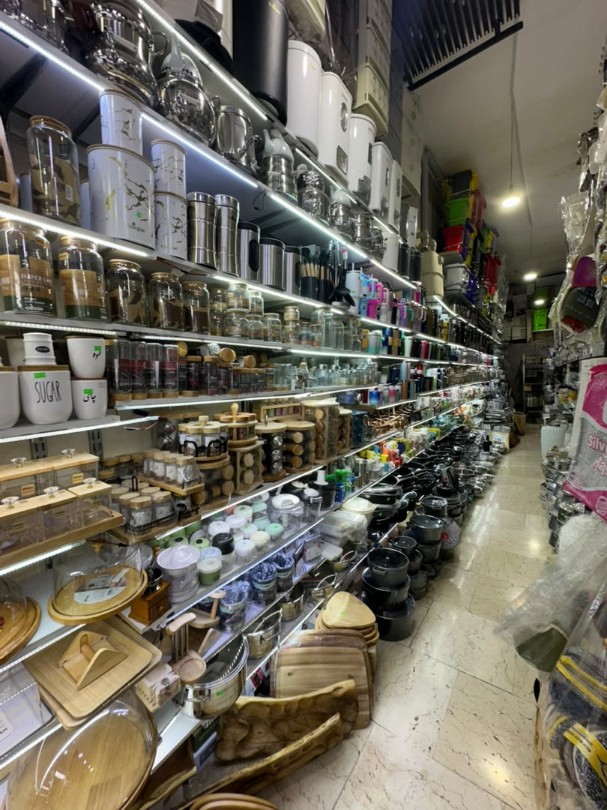 گالری فروشگاه خانه و آشپزخانه تاجیک
